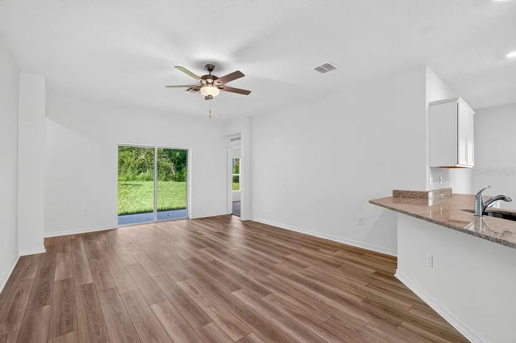 1280 S Seagate Drive Deltona FL 32725