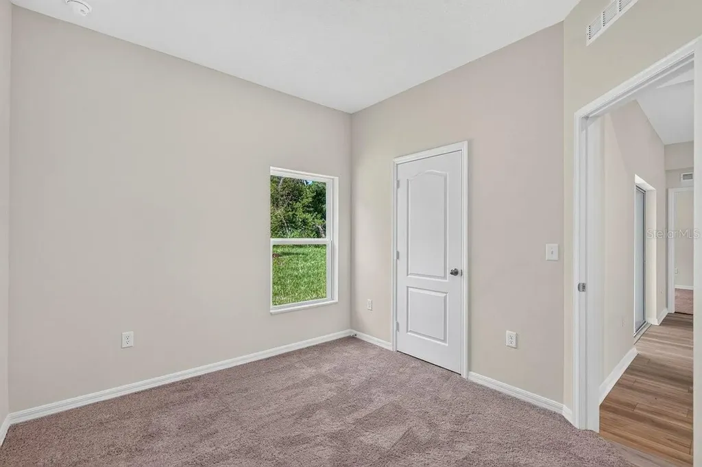 1280 S Seagate Drive Deltona FL 32725