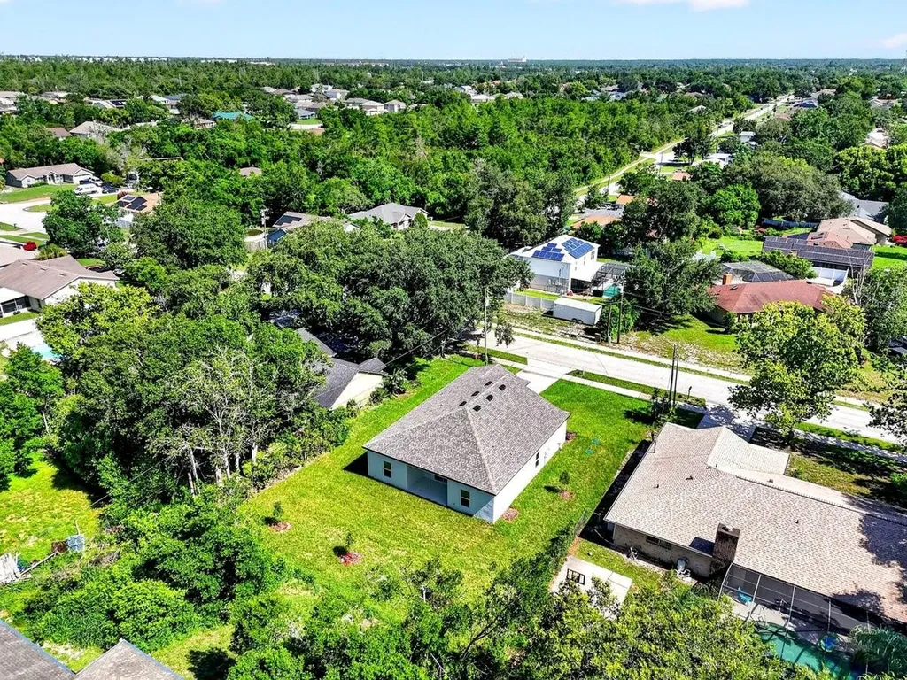 1280 S Seagate Drive Deltona FL 32725