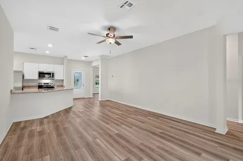 1280 S Seagate Drive Deltona FL 32725