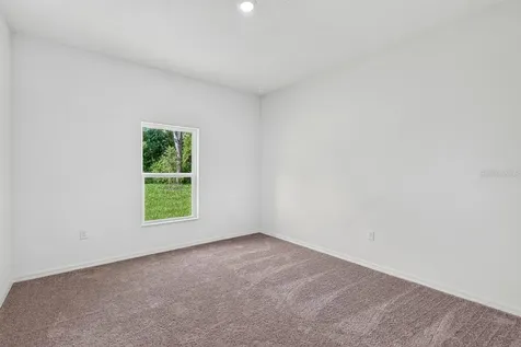 1280 S Seagate Drive Deltona FL 32725