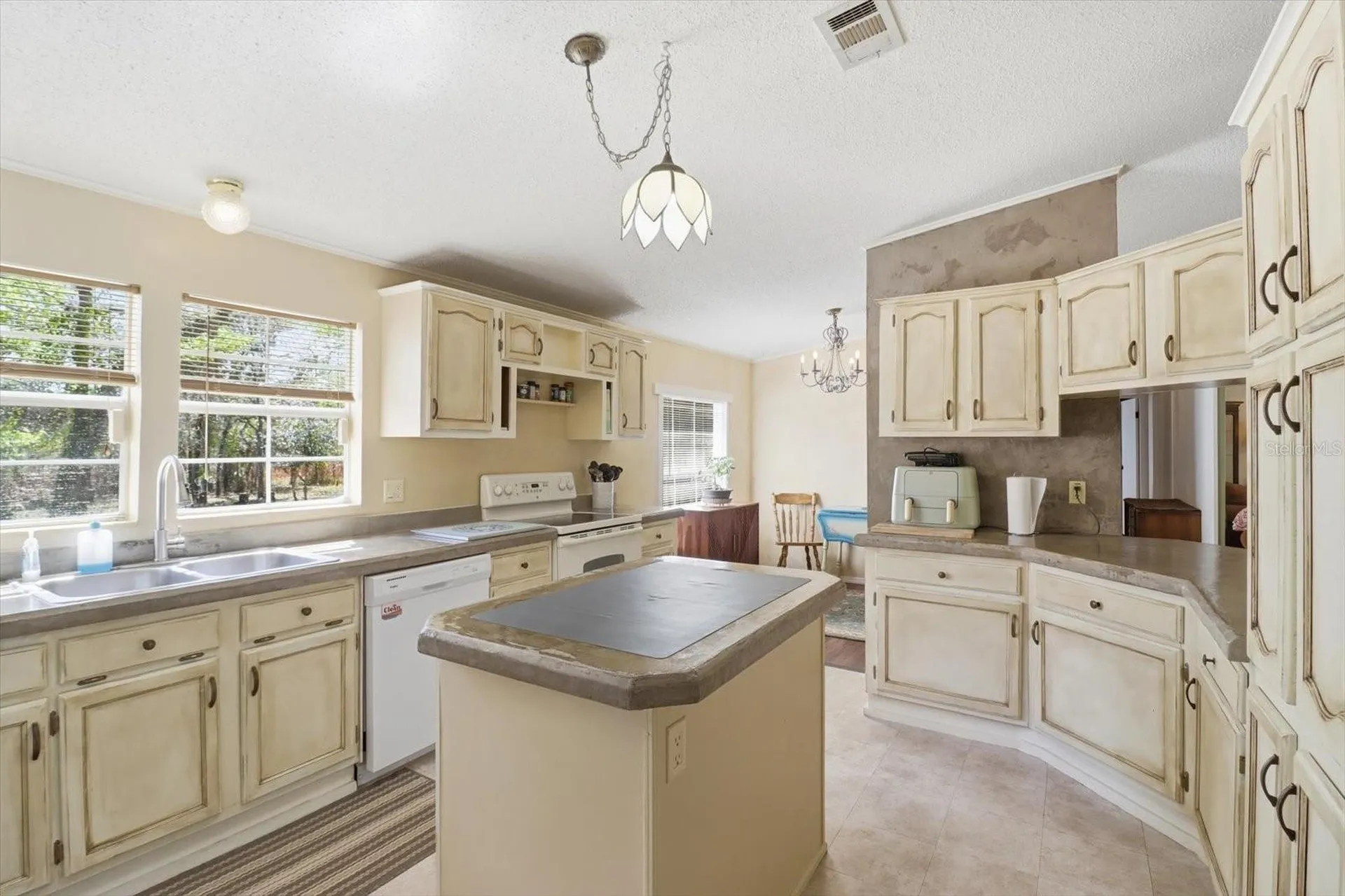 4950 W Mockingbird Street Homosassa FL 34446