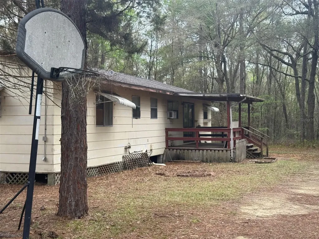 5435 SW 204th Avenue Dunnellon FL 34431
