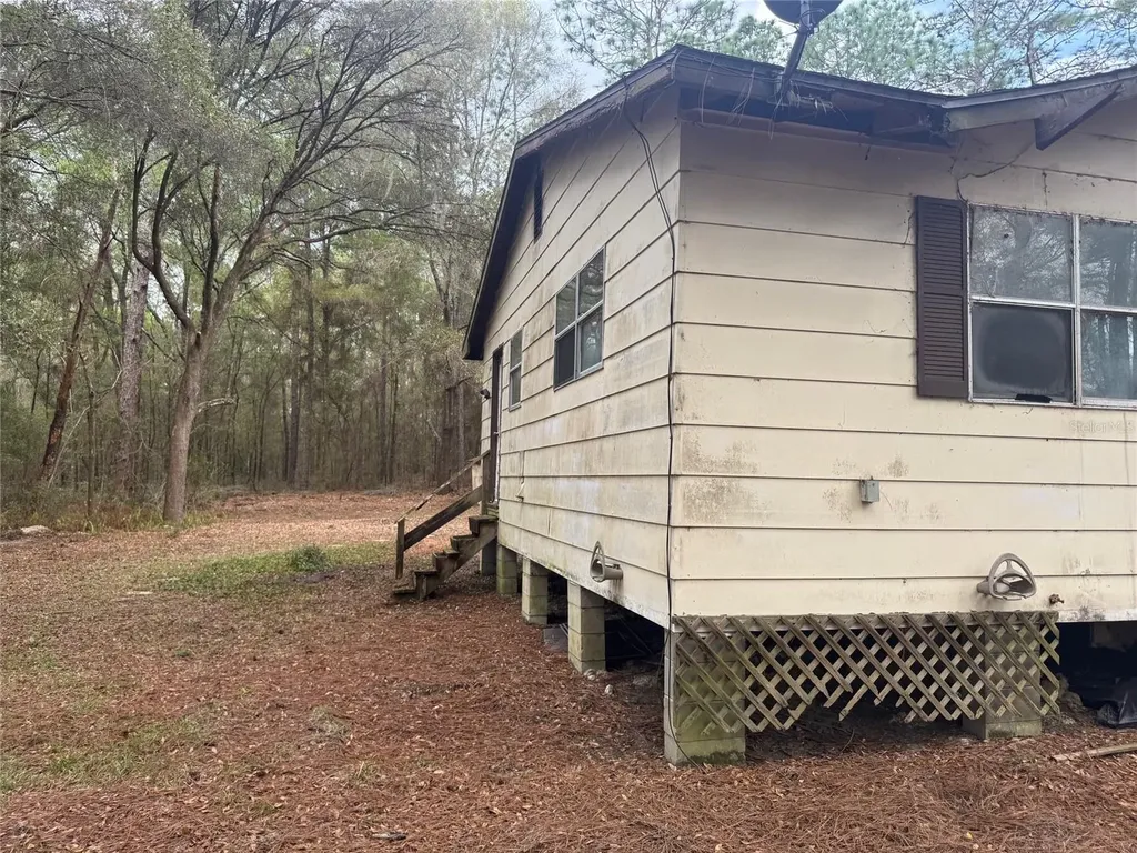 5435 SW 204th Avenue Dunnellon FL 34431