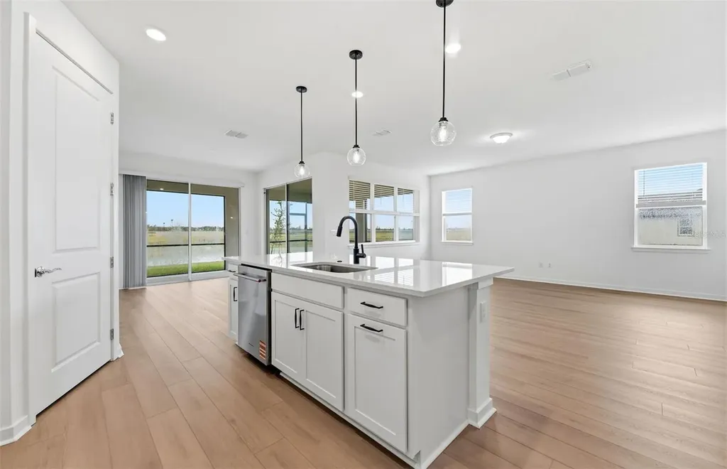 10005 Johnson Oaks Glen Parrish FL 34219