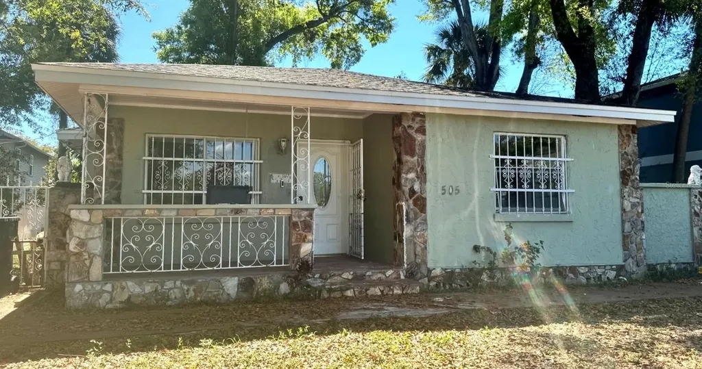 505 E Columbus Drive Tampa FL 33602