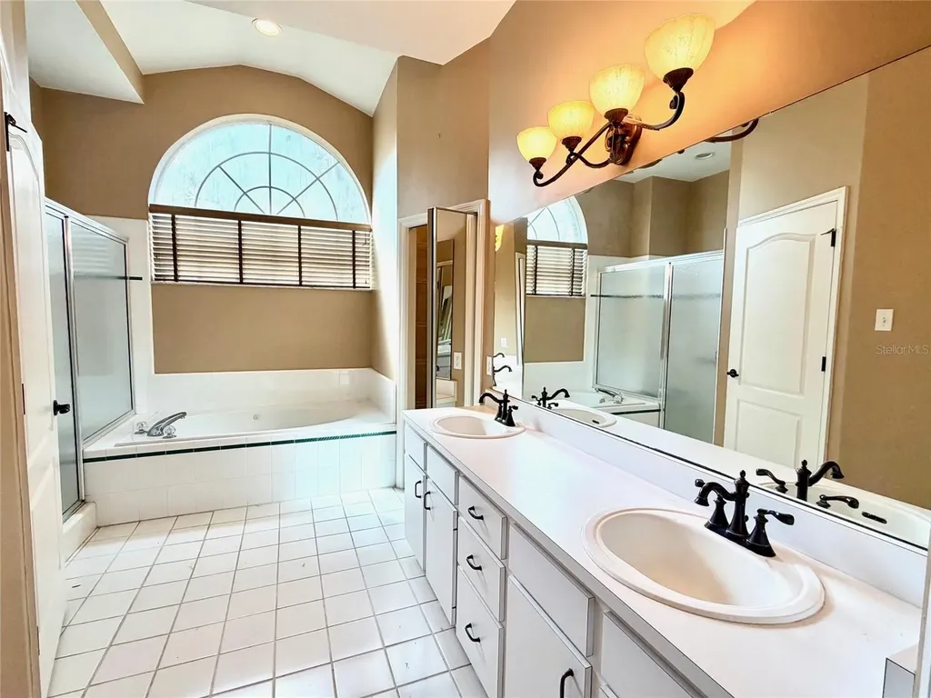 5713 NW 45th Drive Gainesville FL 32653