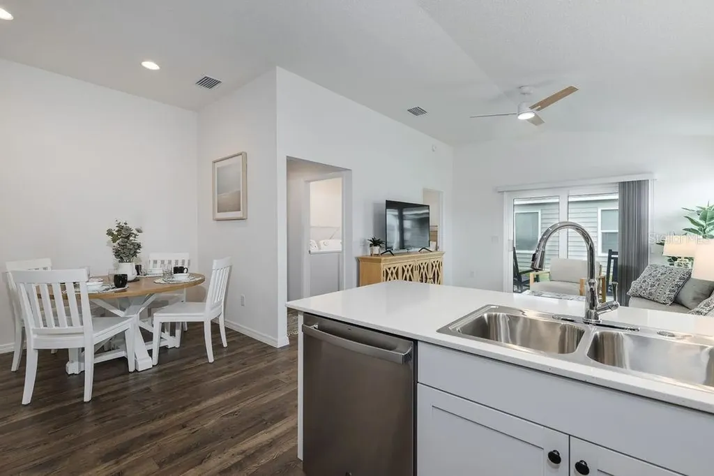 1535 Pj Martin Court The Villages FL 32163