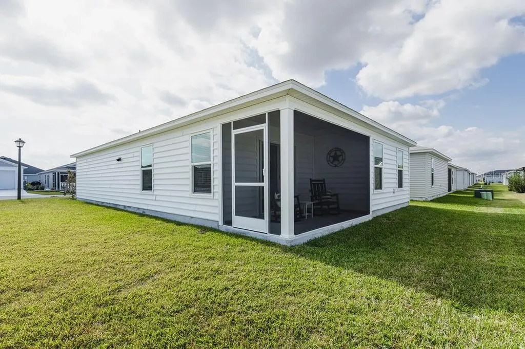 1535 Pj Martin Court The Villages FL 32163