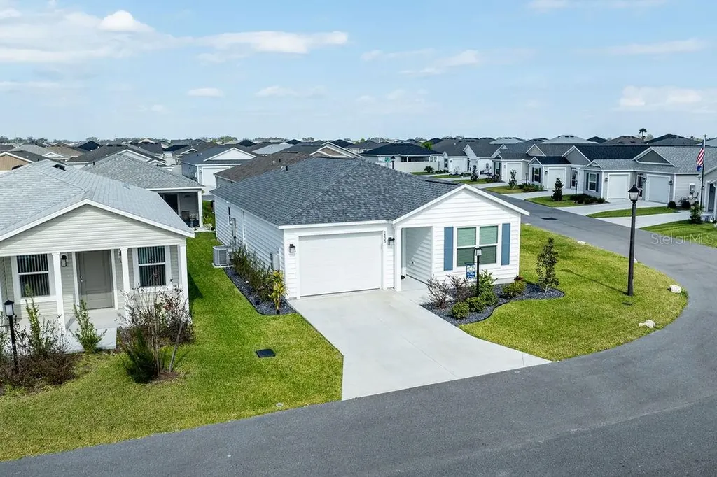 1535 Pj Martin Court The Villages FL 32163