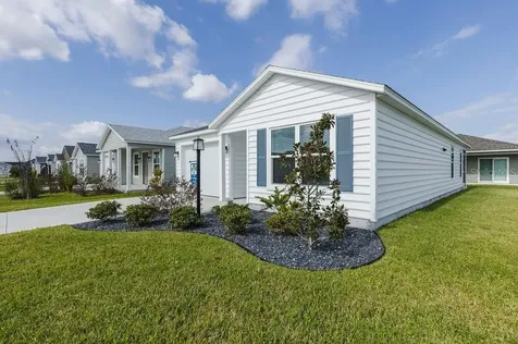 1535 Pj Martin Court The Villages FL 32163