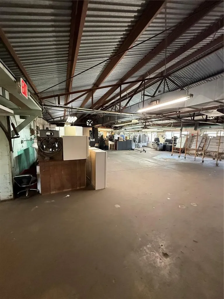 225 S Dixie Freeway New Smyrna Beach FL 32168
