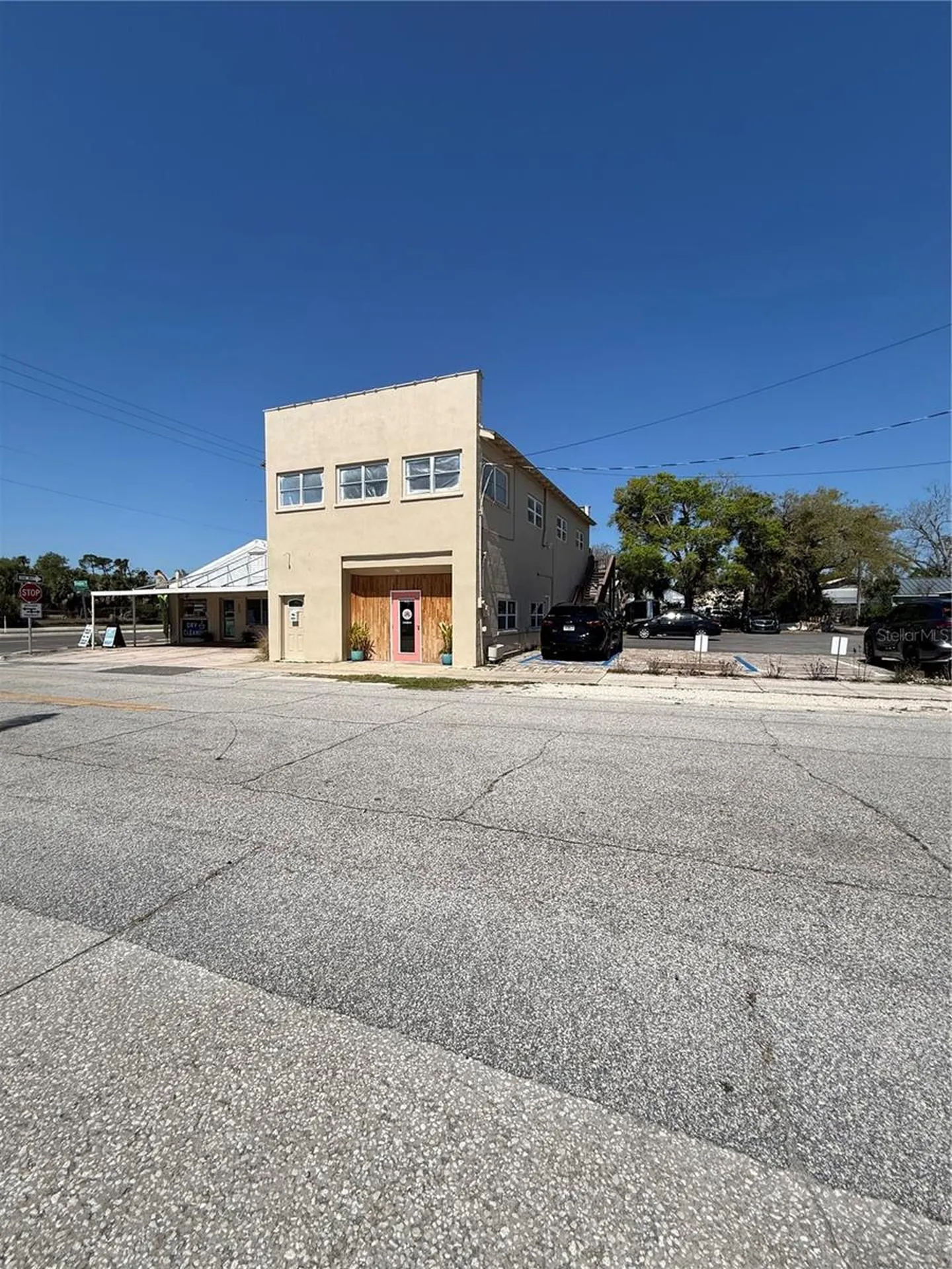 225 S Dixie Freeway New Smyrna Beach FL 32168