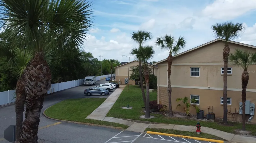 9950 Turf Way Orlando FL 32837