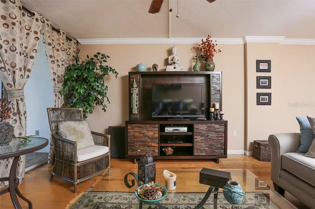 1770 Benjamin Franklin Drive Sarasota FL 34236
