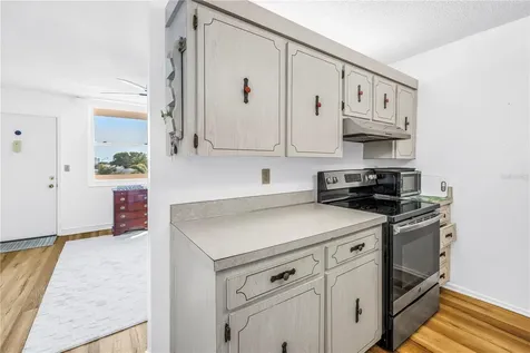 7401 Bay Island Drive S South Pasadena FL 33707