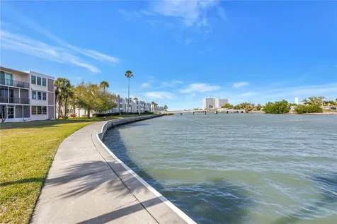 7401 Bay Island Drive S South Pasadena FL 33707