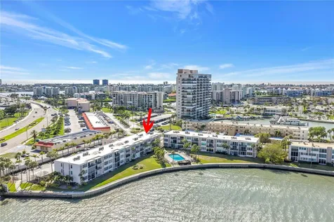 7401 Bay Island Drive S South Pasadena FL 33707