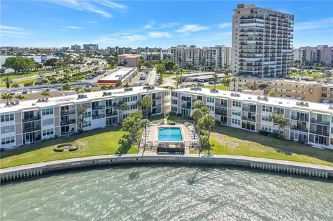7401 Bay Island Drive S South Pasadena FL 33707
