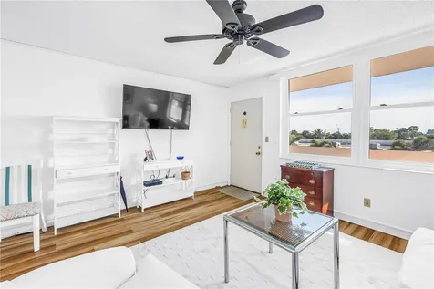 7401 Bay Island Drive S South Pasadena FL 33707