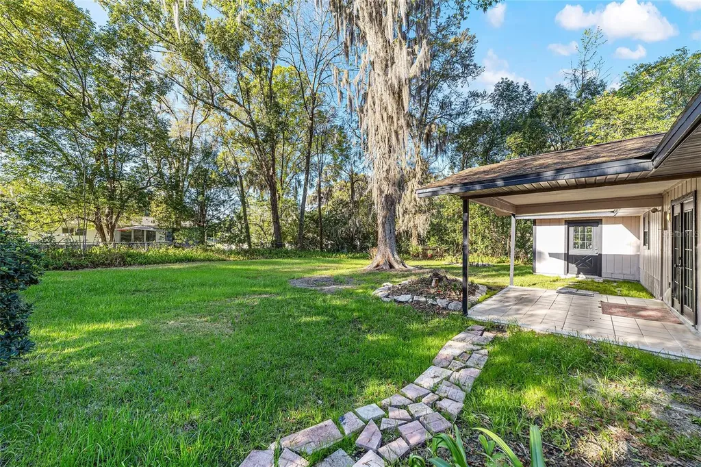 1512 NE 10th Street Ocala FL 34470