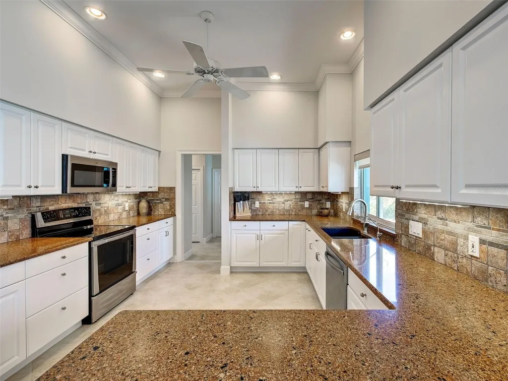 16 Gulf Manor Drive Venice FL 34285