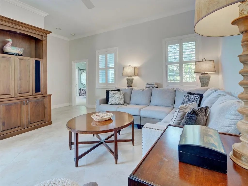 16 Gulf Manor Drive Venice FL 34285