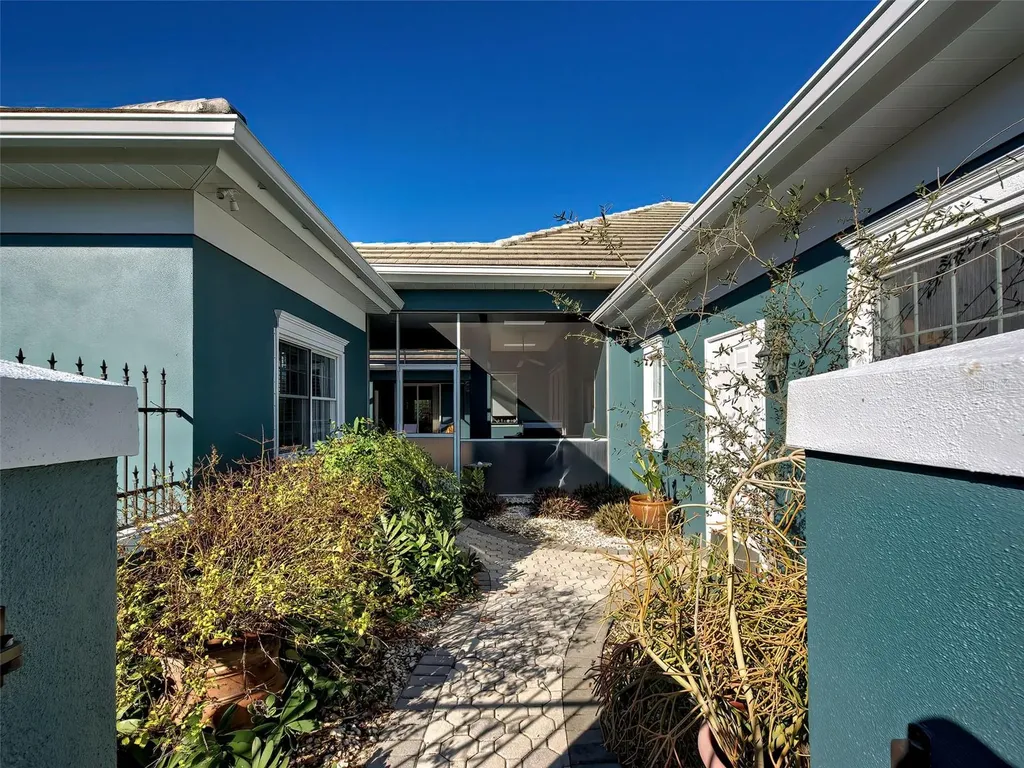 16 Gulf Manor Drive Venice FL 34285