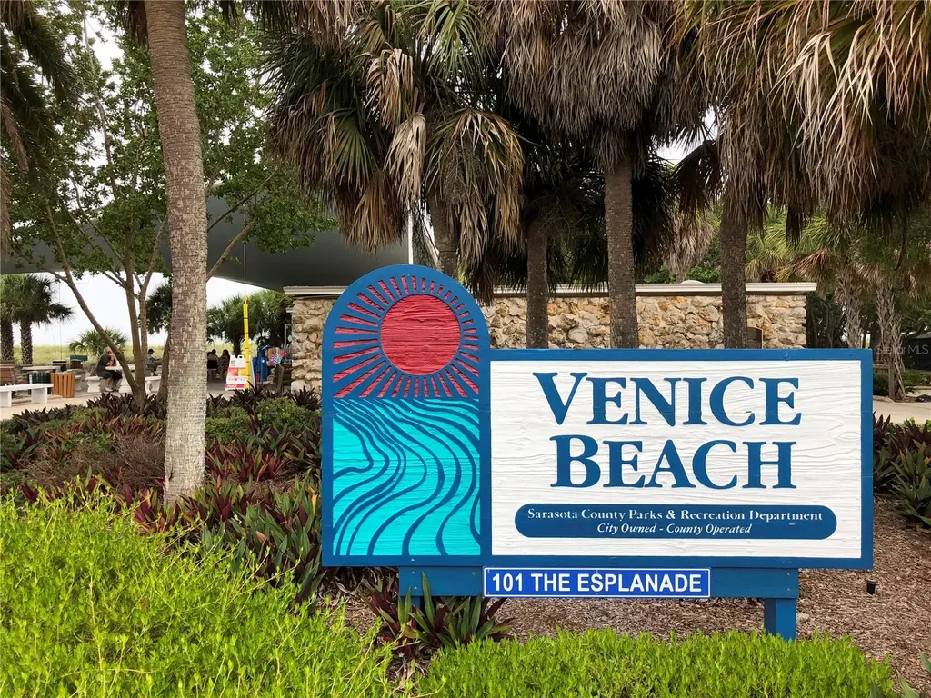 16 Gulf Manor Drive Venice FL 34285