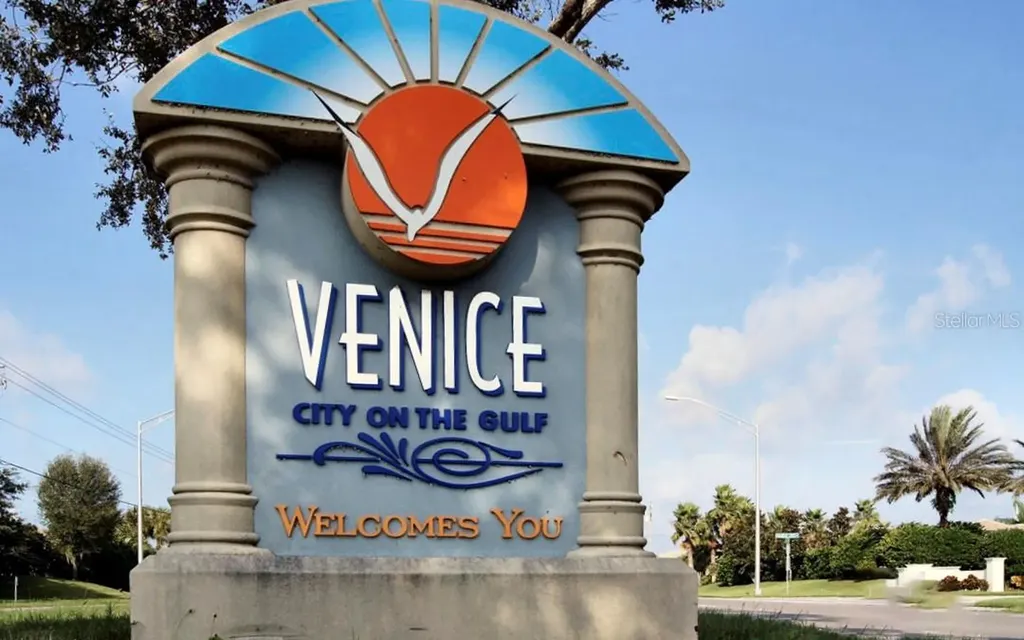 16 Gulf Manor Drive Venice FL 34285