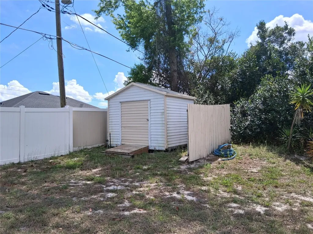1441 Olde Kensington Lane Deltona FL 32725