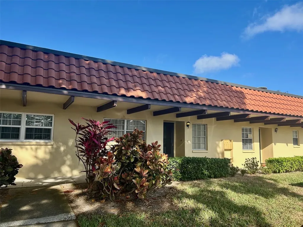 1701 Pinehurst Road Dunedin FL 34698