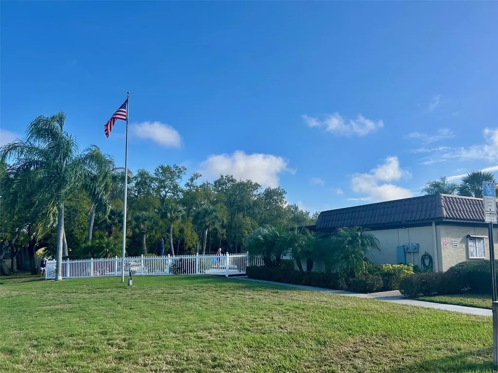 1701 Pinehurst Road Dunedin FL 34698
