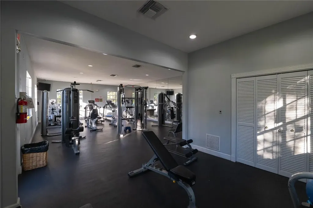 9412 Lake Chase Island Way Tampa FL 33626