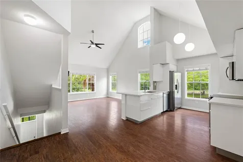 9412 Lake Chase Island Way Tampa FL 33626