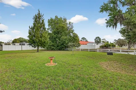 469 Santa Fe Road Tavares FL 32778