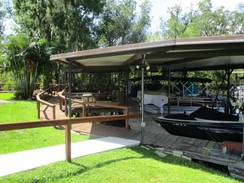 469 Santa Fe Road Tavares FL 32778