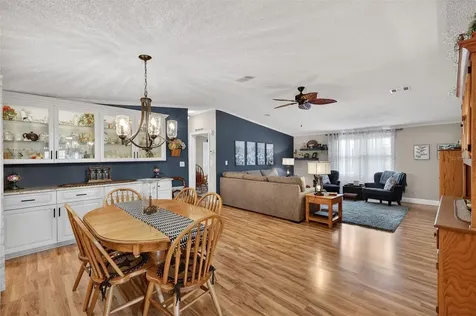 469 Santa Fe Road Tavares FL 32778