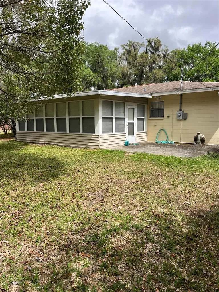 2275 E Helen Circle Bartow FL 33830