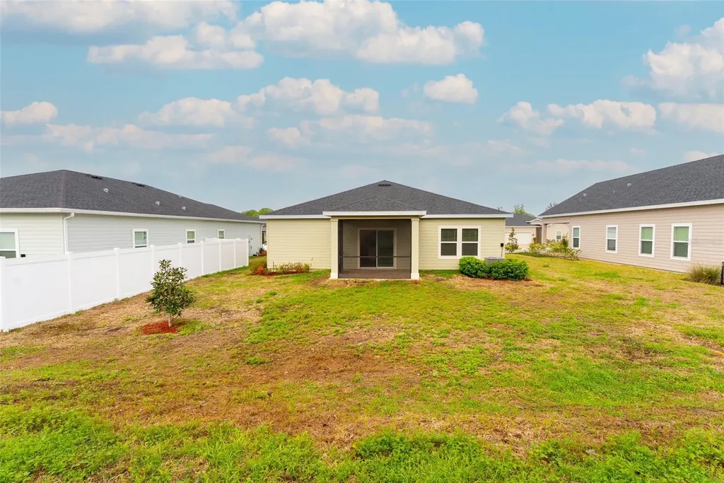 4501 NW 14th Loop Ocala FL 34482