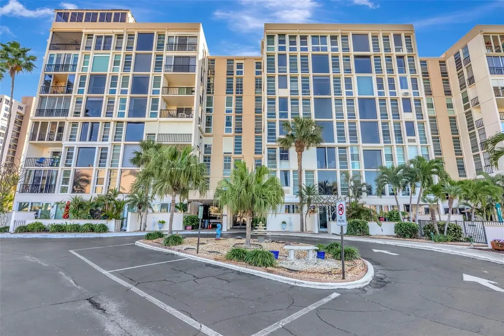 7400 Sun Island Drive S South Pasadena FL 33707