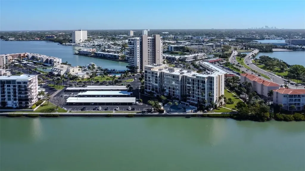 7400 Sun Island Drive S South Pasadena FL 33707