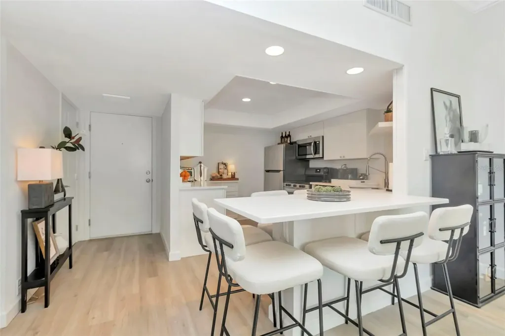 7400 Sun Island Drive S South Pasadena FL 33707