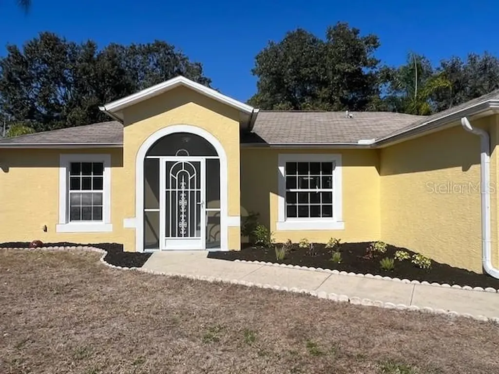 6856 Babbit Avenue North Port FL 34291