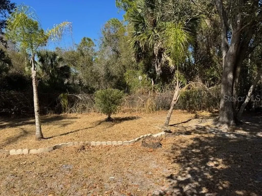6856 Babbit Avenue North Port FL 34291
