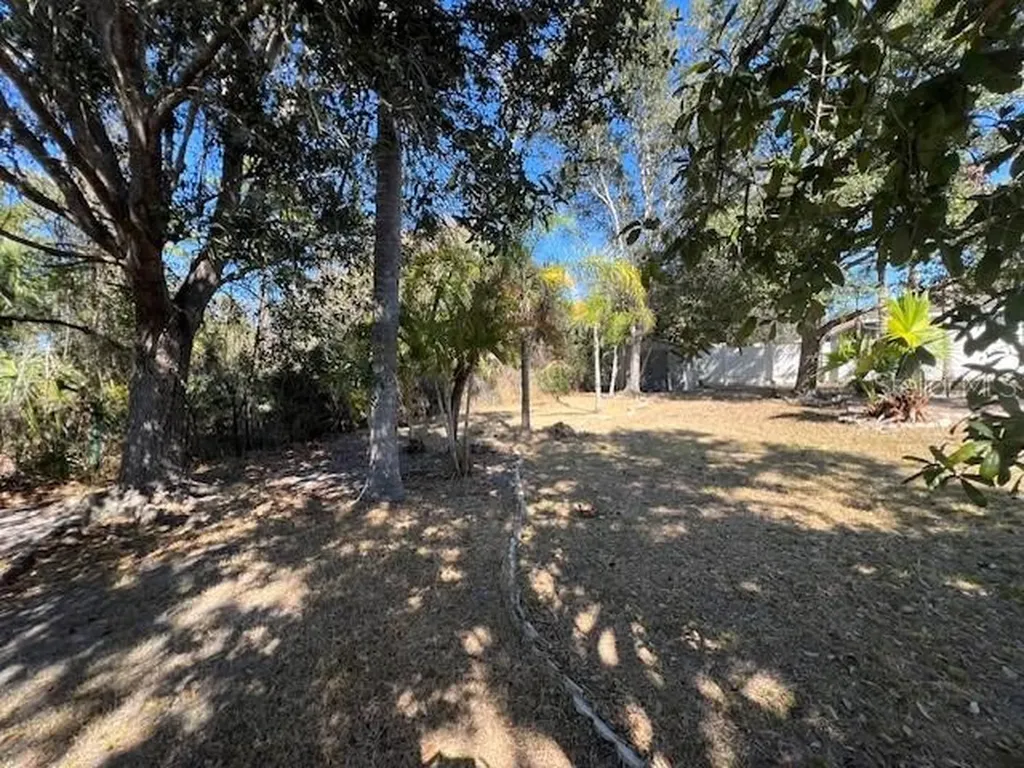 6856 Babbit Avenue North Port FL 34291