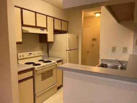 8653 Mallard Reserve Drive Tampa FL 33614