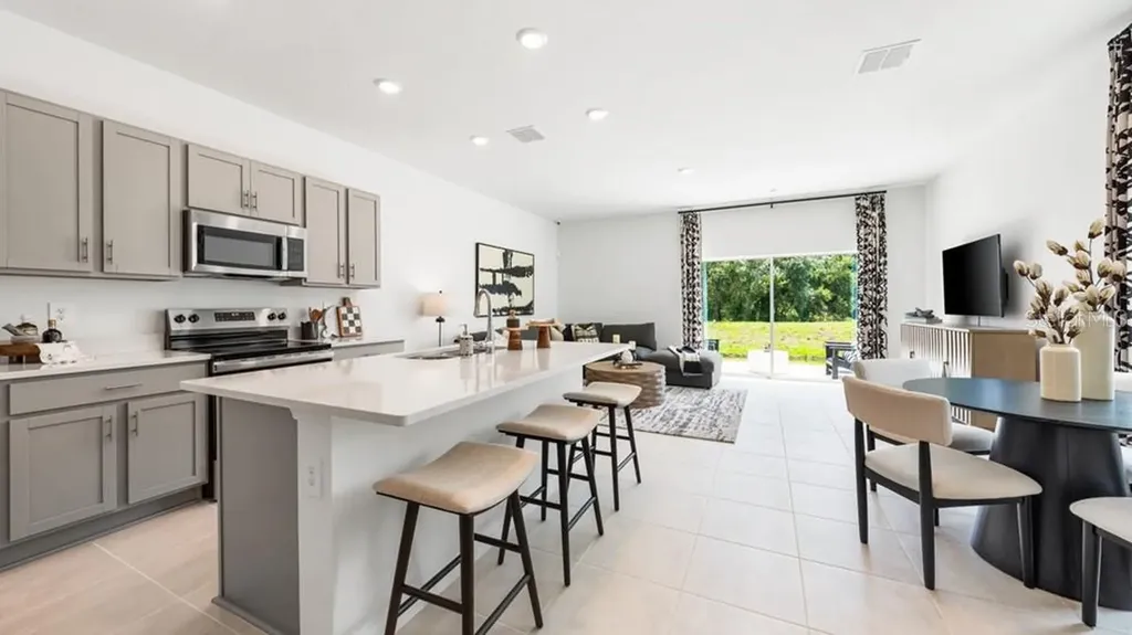 10793 Eclipse Street Sarasota FL 34241