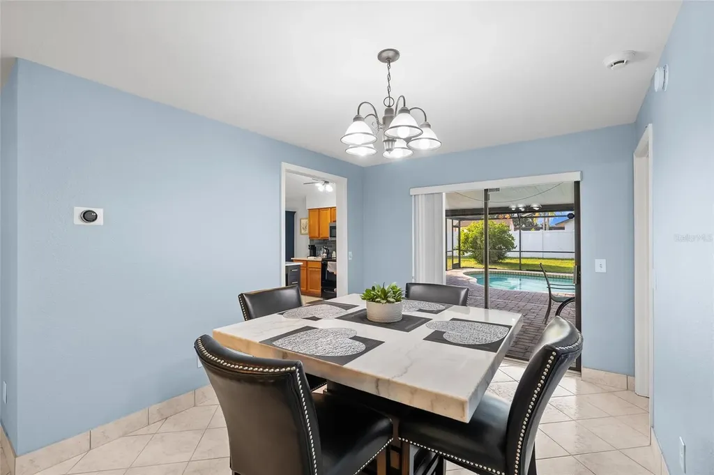 6713 Leeward Isle Way Tampa FL 33615