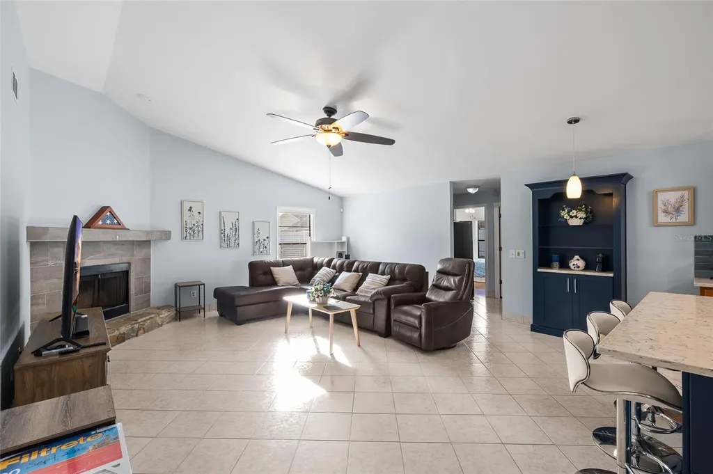 6713 Leeward Isle Way Tampa FL 33615